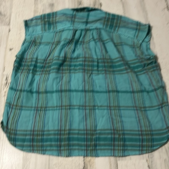 Pilcro The Serena Surf Henley Size XS - Picture 7 of 10